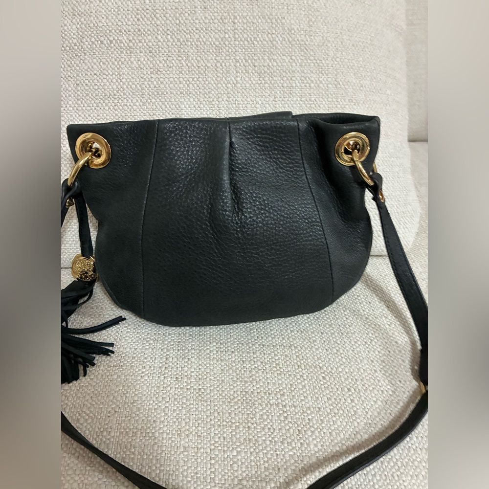 Vince Camuto Black Leather Shoulder Bag EUC - Picture 6 of 15